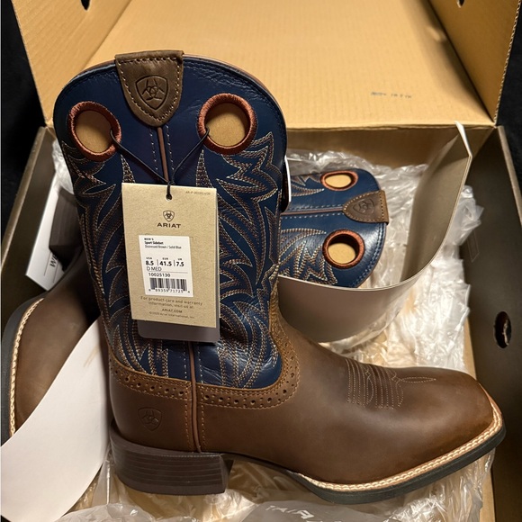 Ariat Two-Tone Western Boots in Brown and Blue main image 2